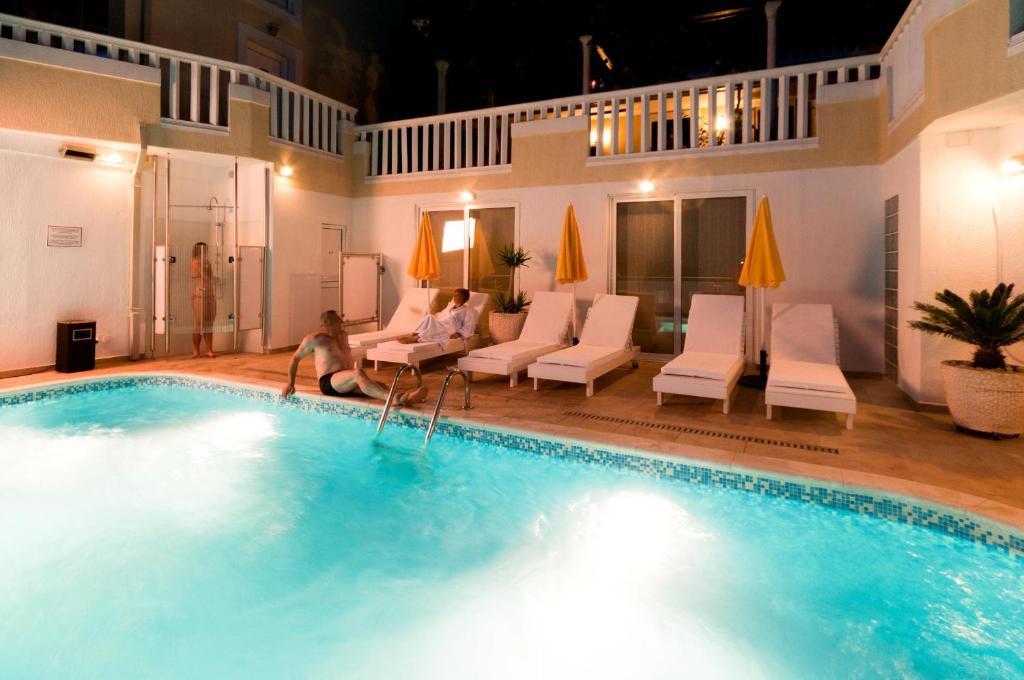 Villa Tenzera Herceg Novi Buitenkant foto
