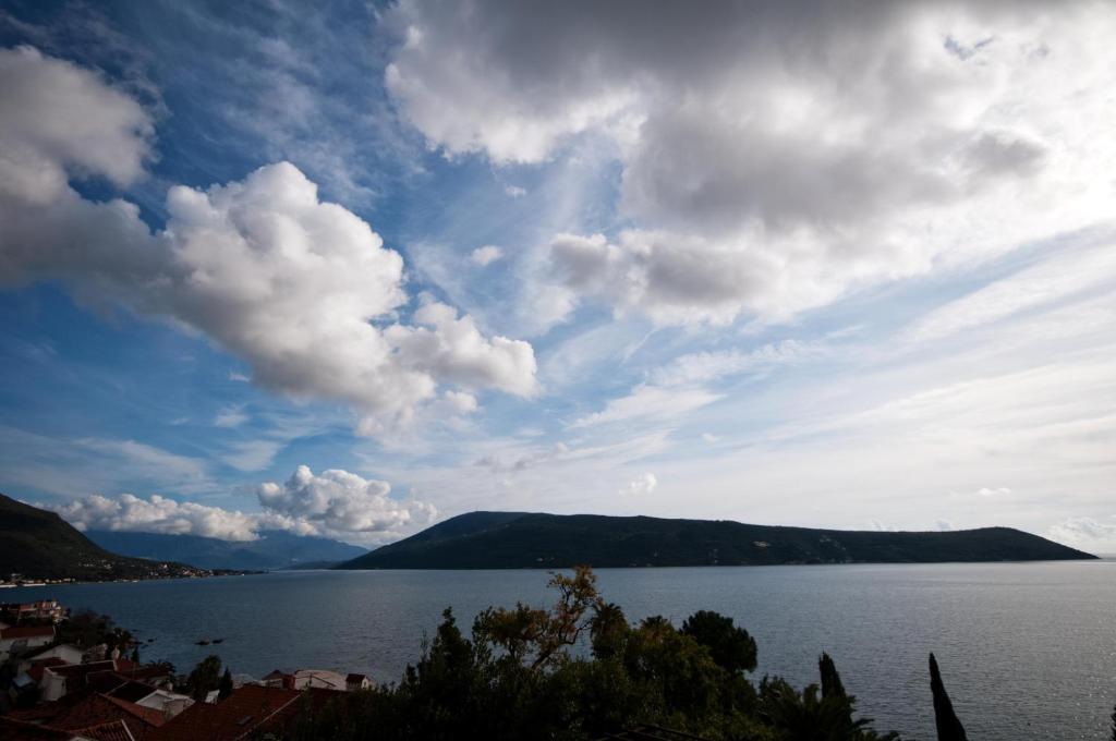 Villa Tenzera Herceg Novi Kamer foto